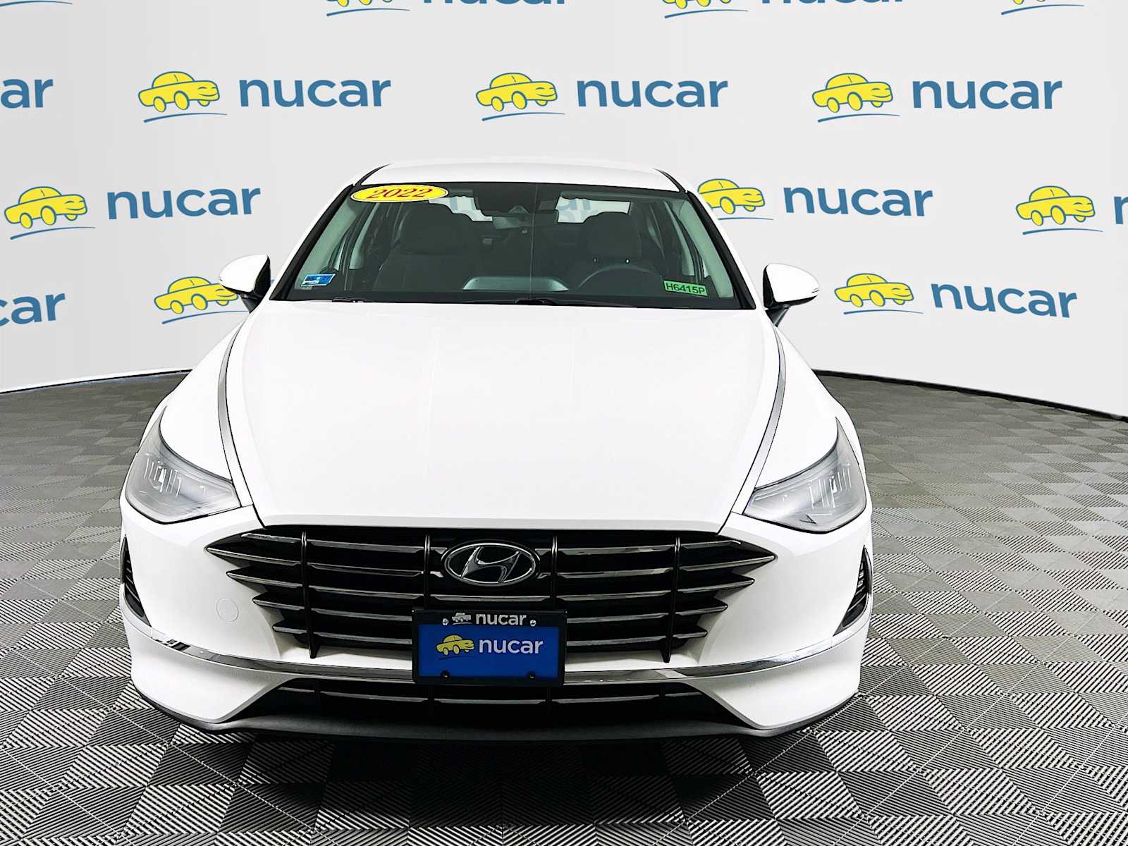 2022 Hyundai Sonata SE photo 2