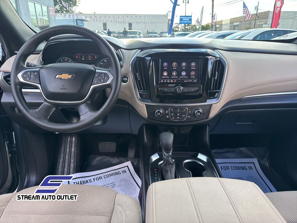 2023 Chevrolet Traverse LS photo 23
