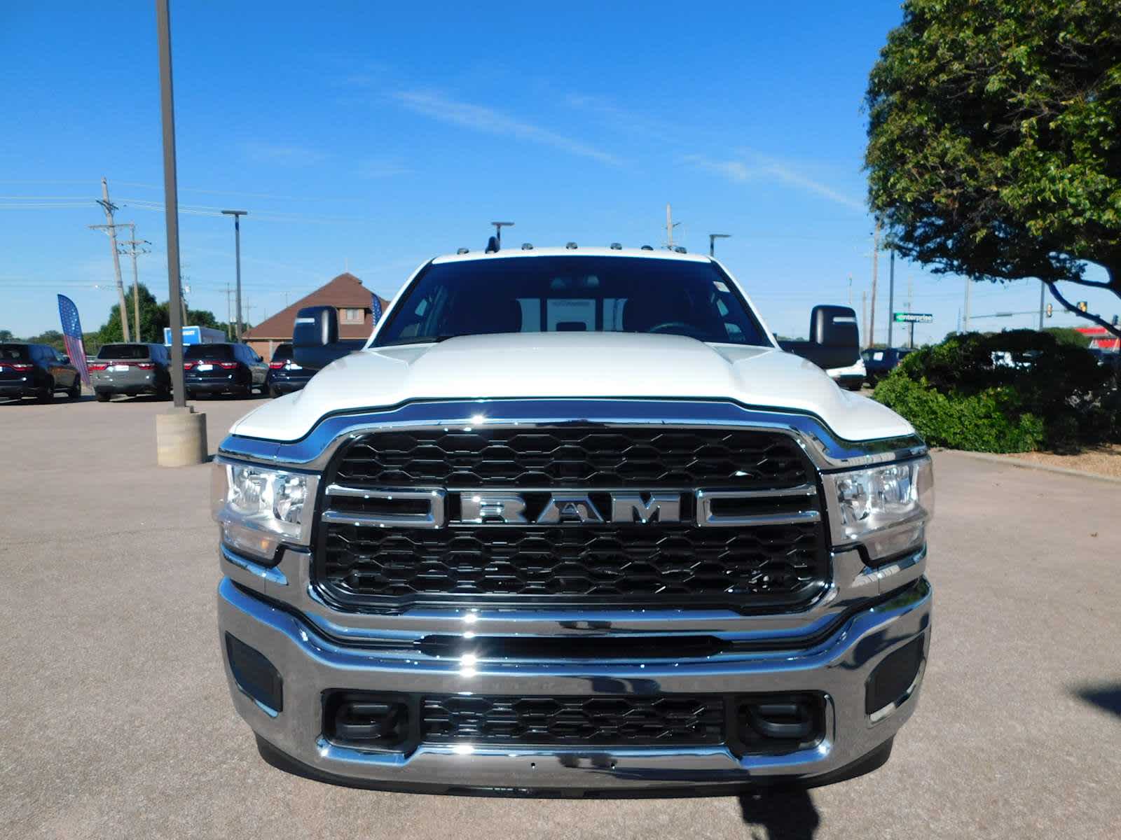 2024 Ram 3500 Tradesman photo 4