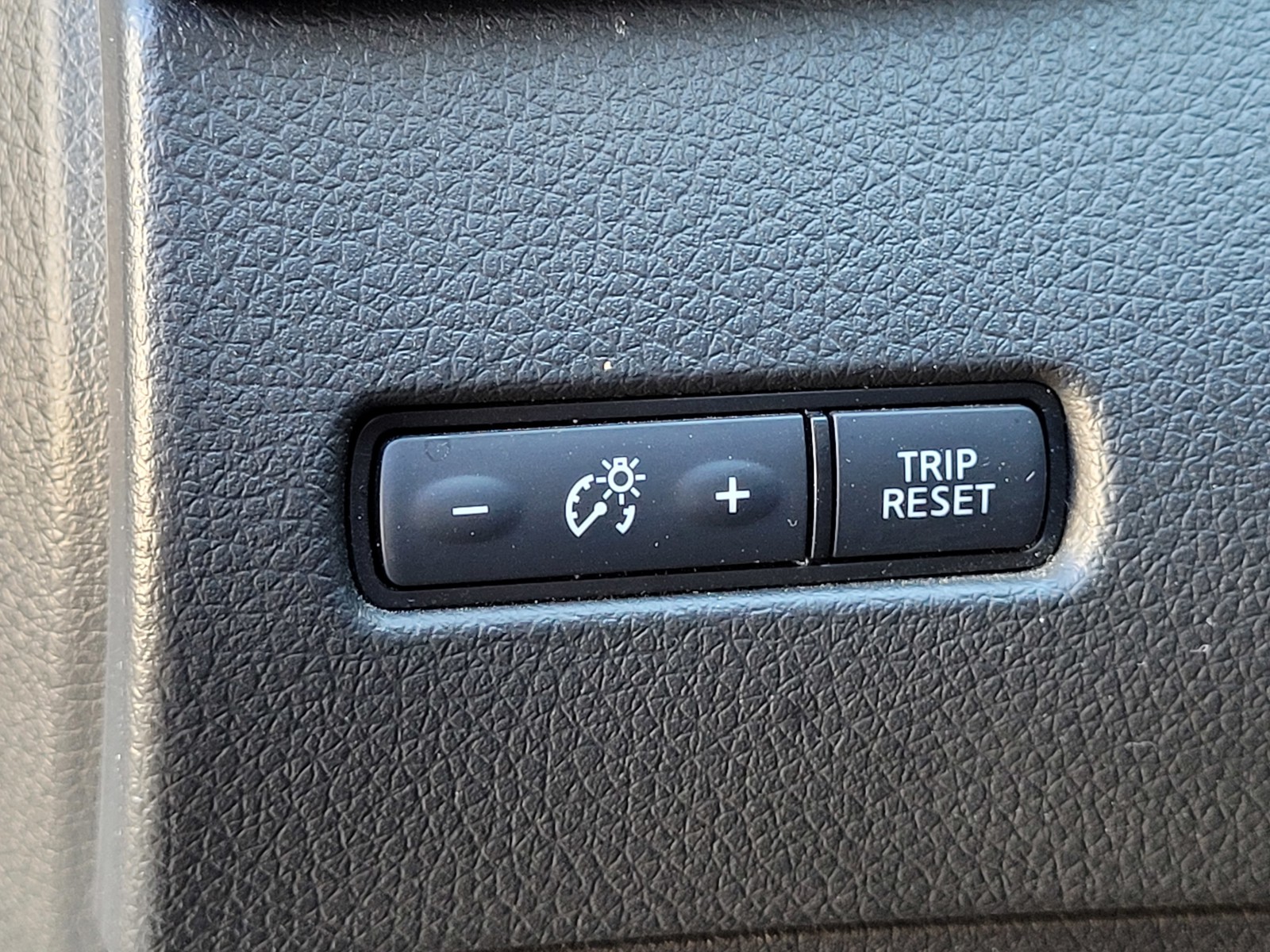 2022 Nissan Rogue Sport SV photo 8