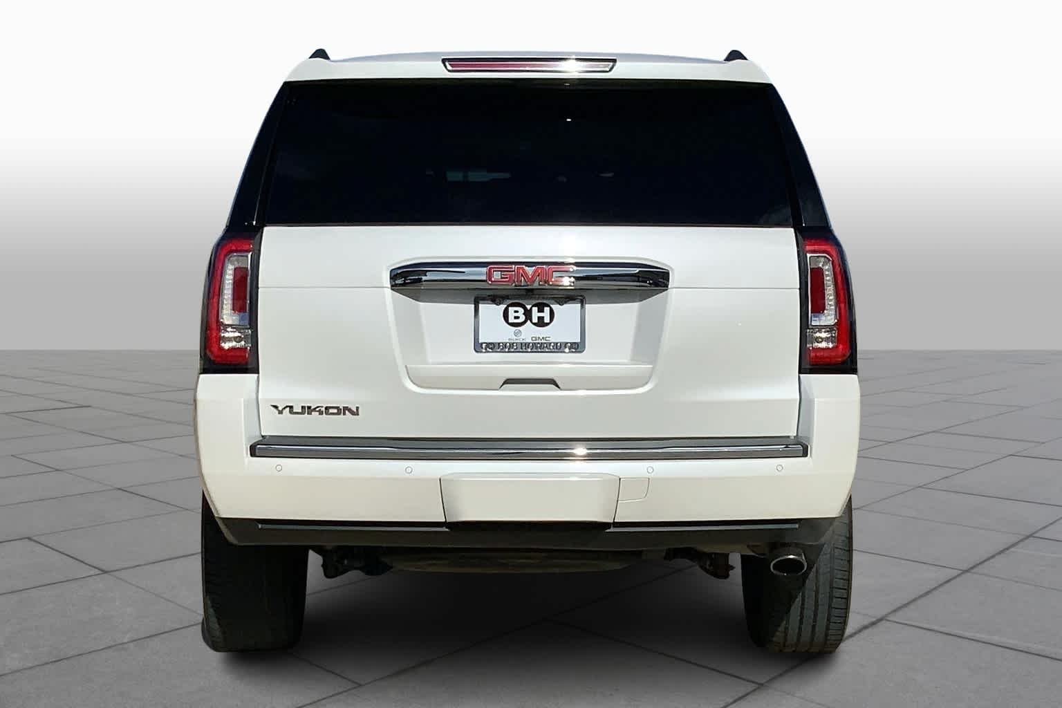 2017 Gmc Yukon Denali photo 4