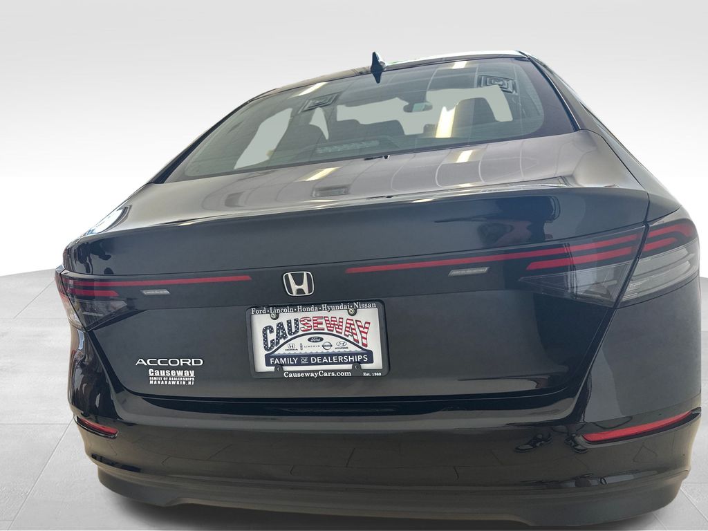 2023 Honda Accord EX photo 5