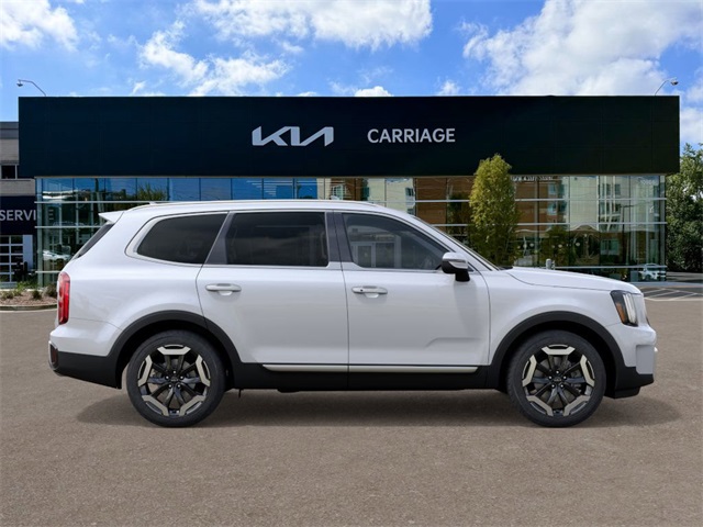 2025 Kia Telluride S photo 2