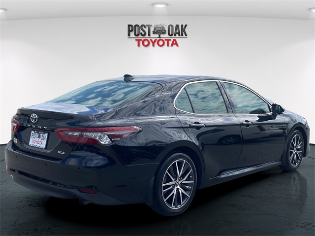 2023 Toyota Camry XLE photo 7