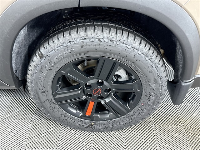 2026 Nissan Rogue SV photo 2