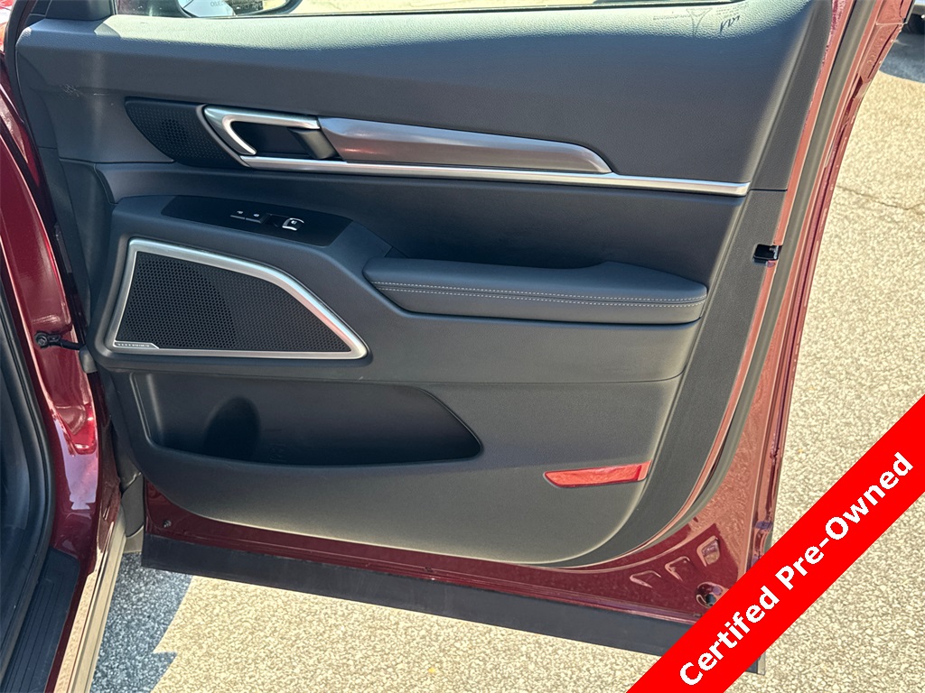 2024 Kia Telluride S photo 13