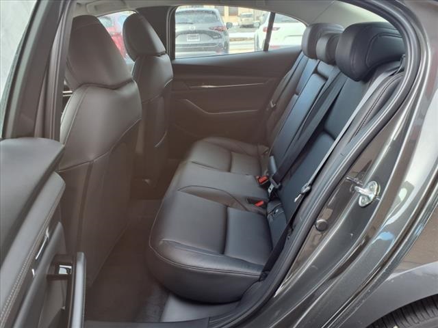 2025 Mazda Mazda3 Sedan 2.5 s Preferred photo 5