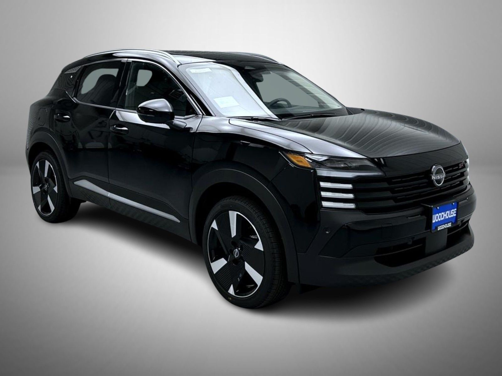 2025 Nissan Kicks SR photo 3