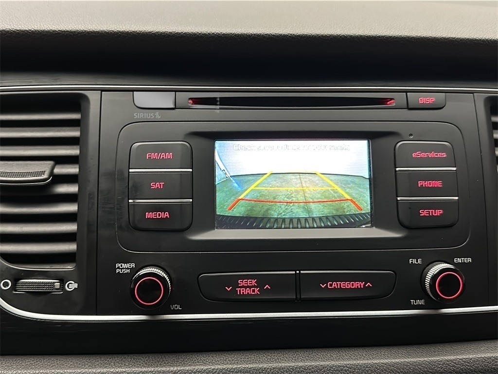 2015 Kia Sedona LX photo 20