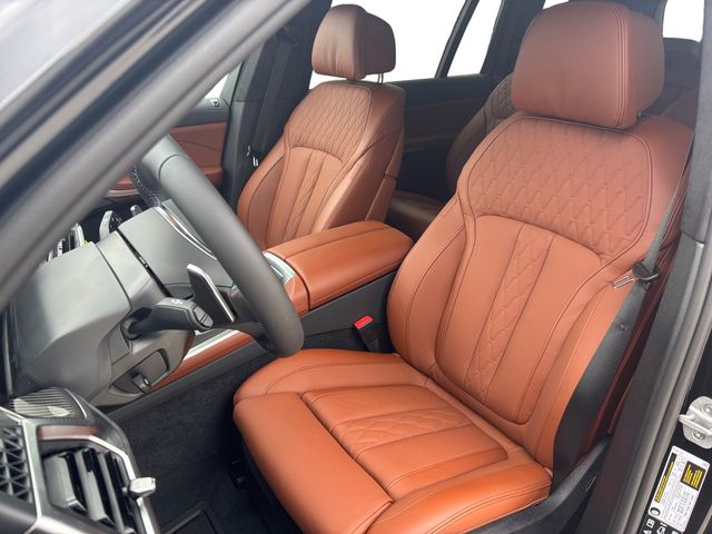 2025 Bmw X7 M60i photo 21