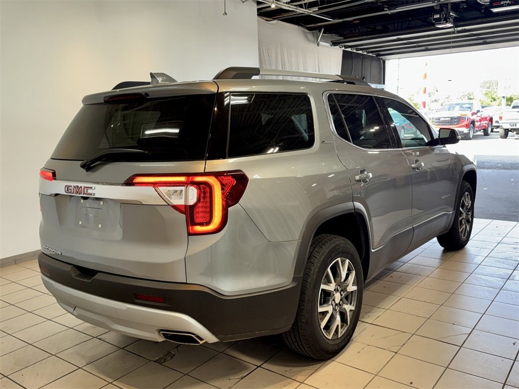2023 Gmc Acadia SLE photo 2