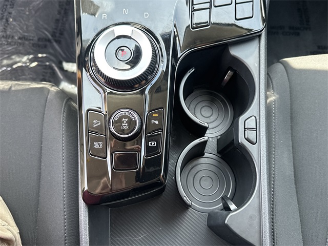2023 Kia Sportage Hybrid LX photo 2