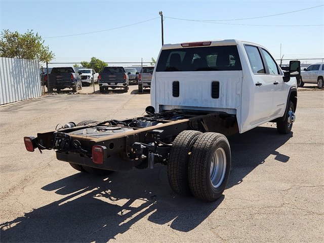 2025 GMC Sierra 3500 Chassis Cab Pro's photo