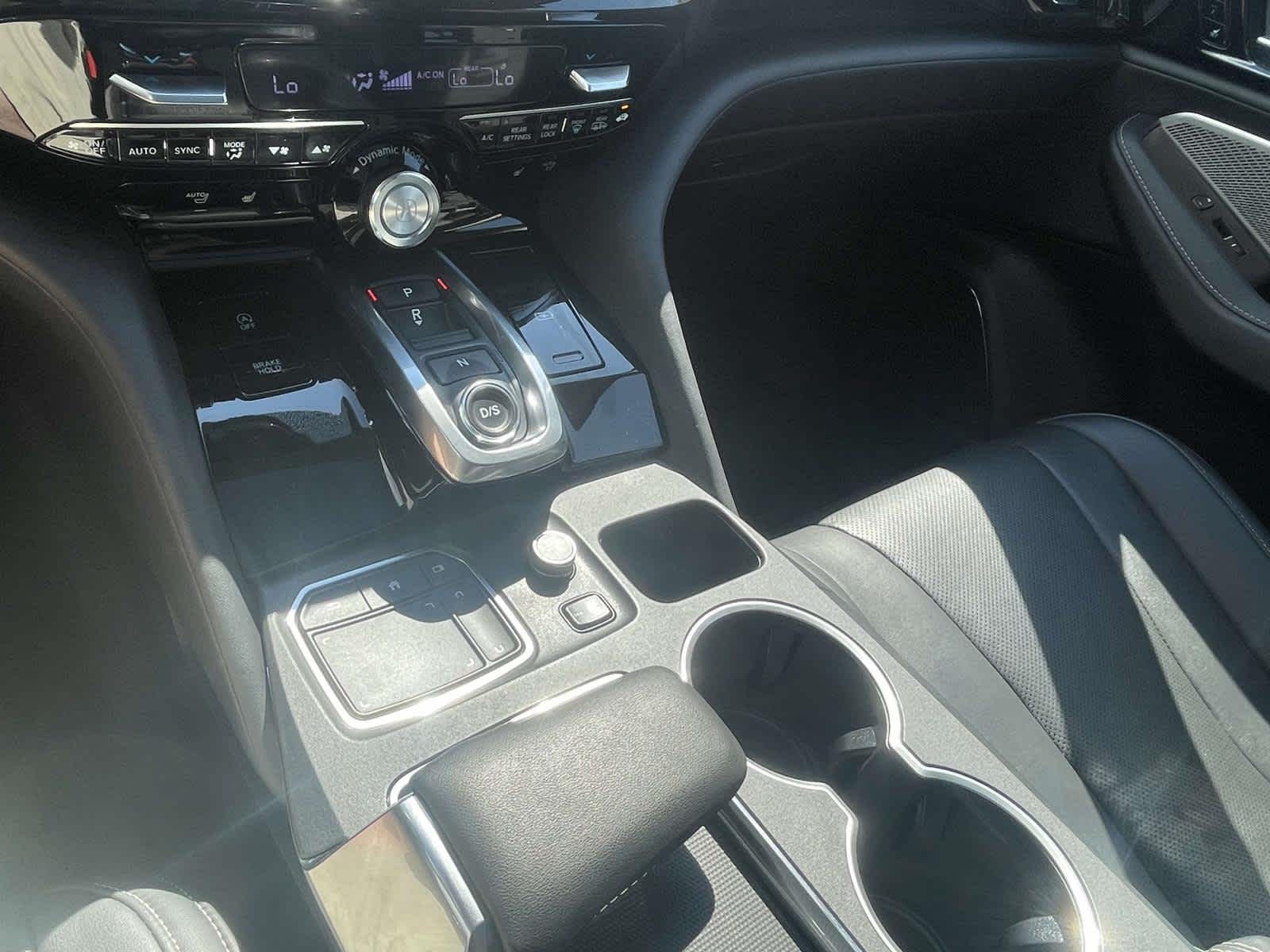 2022 Acura MDX Technology SH-AWD photo 23