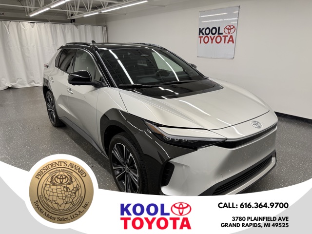 2023 Toyota bZ4X Limited's photo