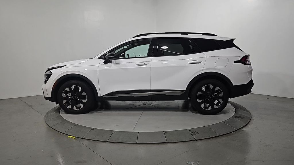 2024 Kia Sportage X-Line photo 2