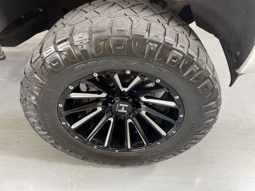 2023 Chevrolet Silverado 1500 RST photo 12