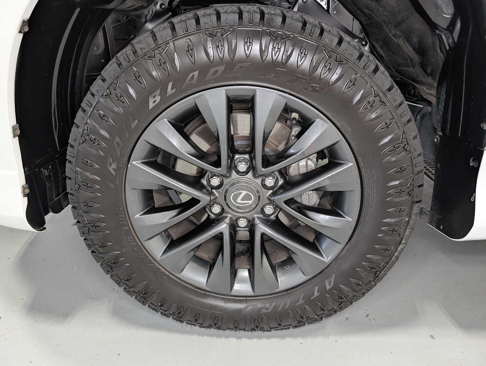2022 Lexus GX 460 Premium photo 3