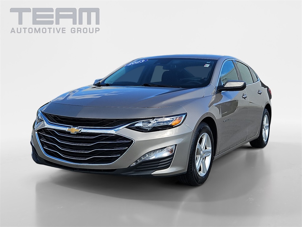2023 Chevrolet Malibu 1LT photo 3