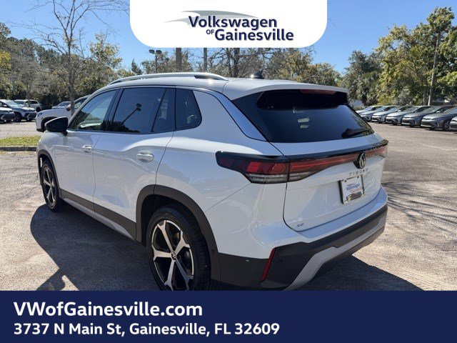 2026 Volkswagen Tiguan SE photo 4