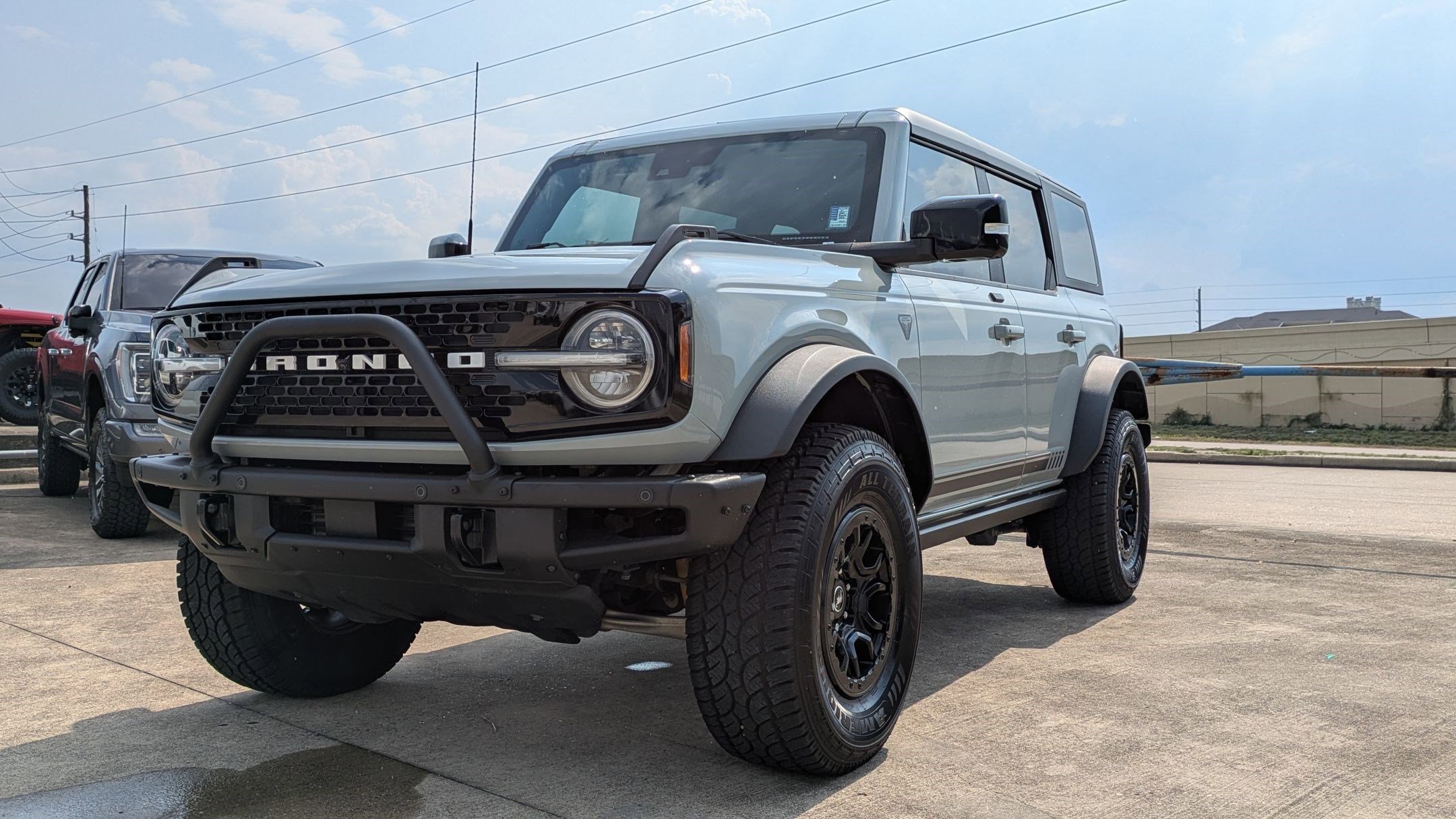 2021 Ford Bronco First Edition photo 12