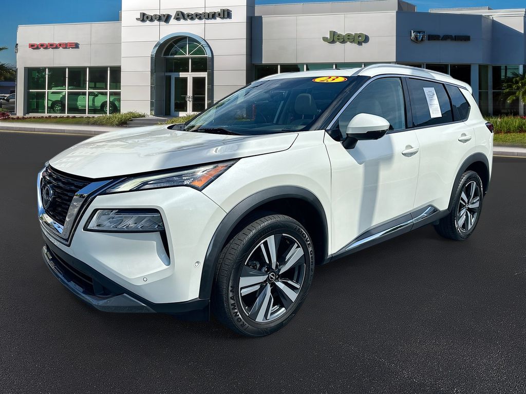 2023 Nissan Rogue SL photo 3