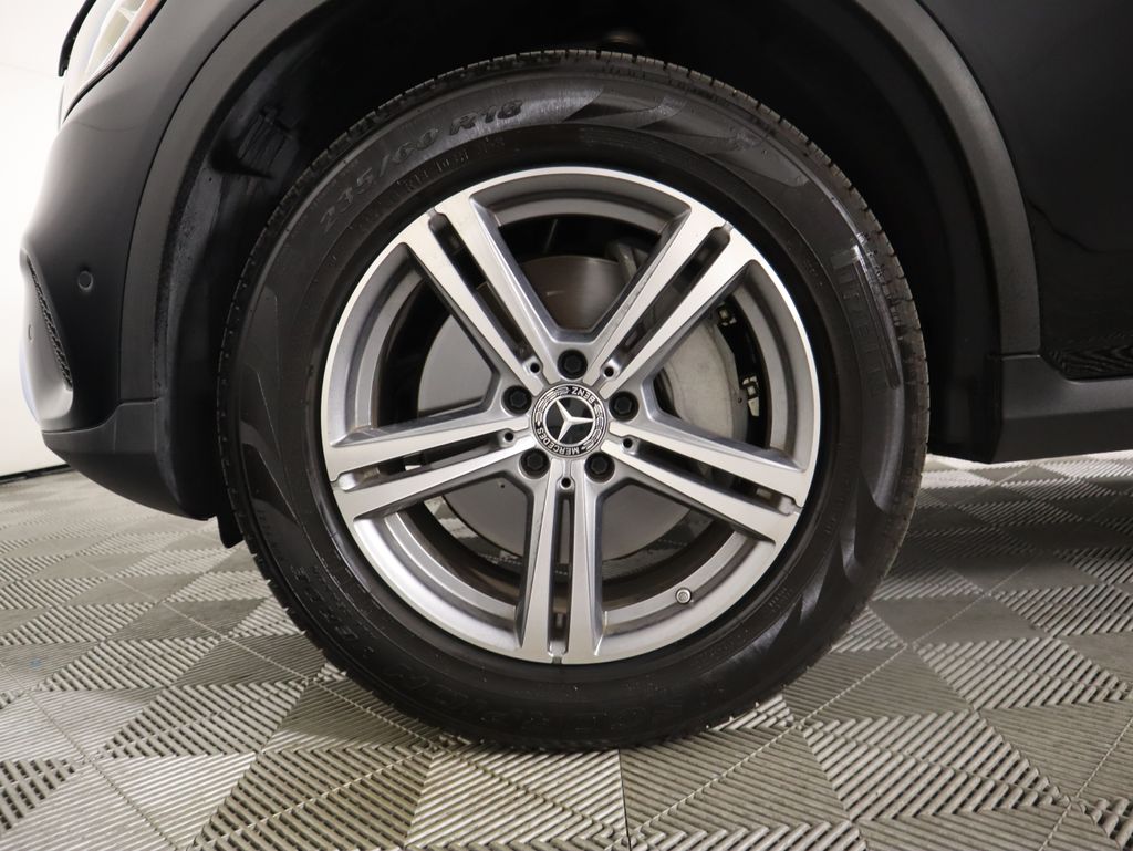 2022 Mercedes Benz GLC 300 S photo 28