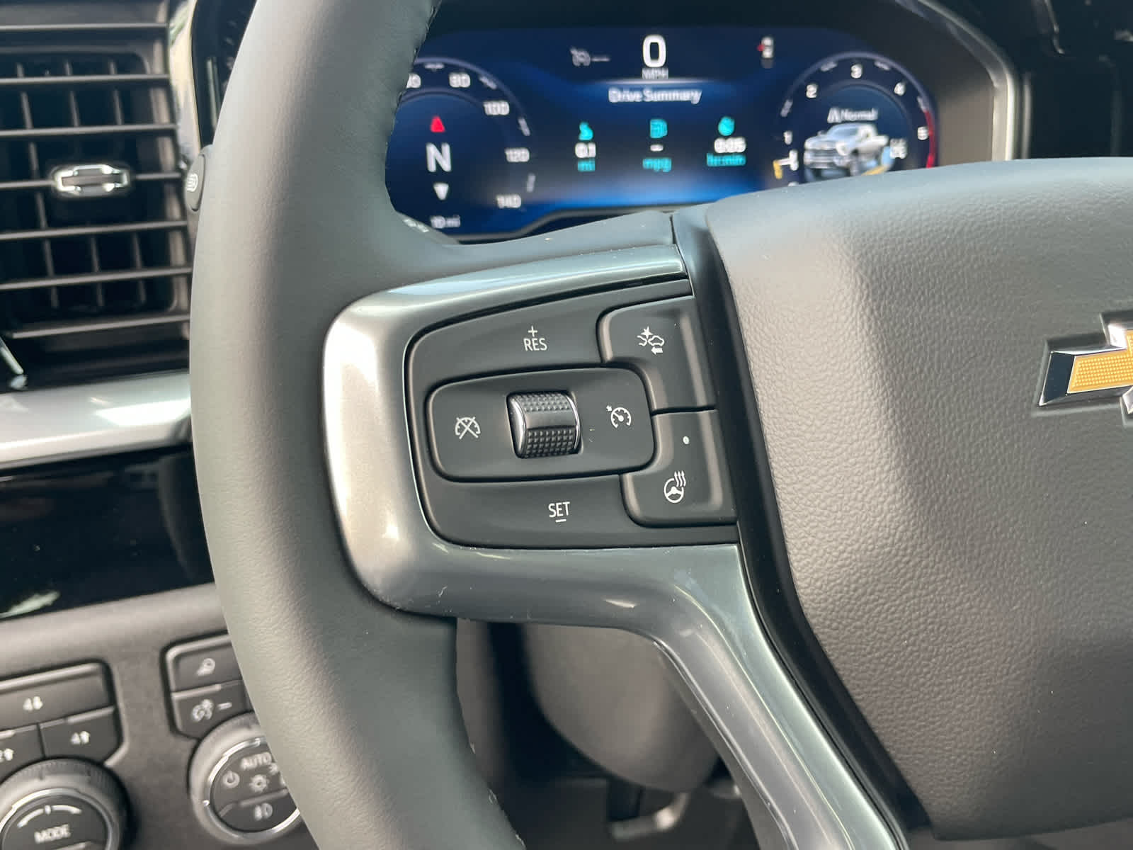 2025 Chevrolet Silverado 3500HD LT photo 28