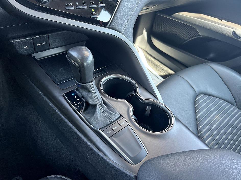 2024 Toyota Camry SE photo 24