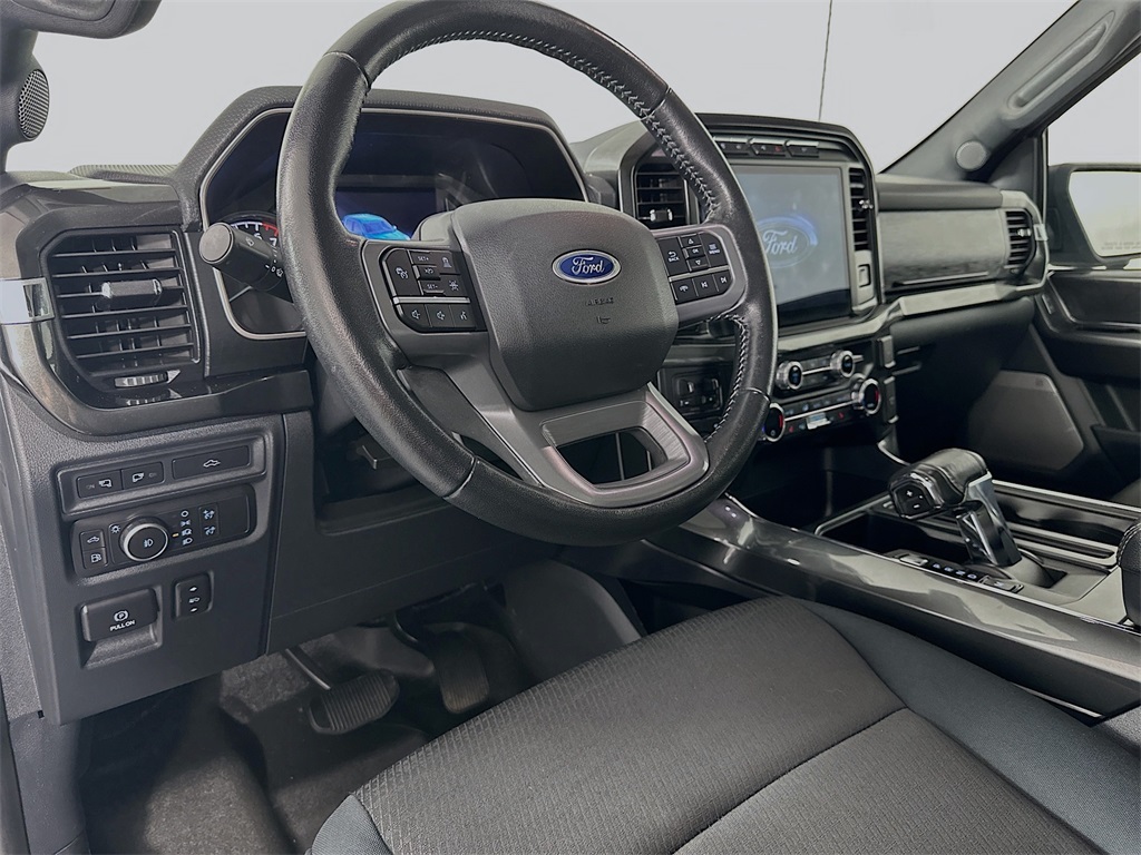 2021 Ford F-150 XLT photo 9