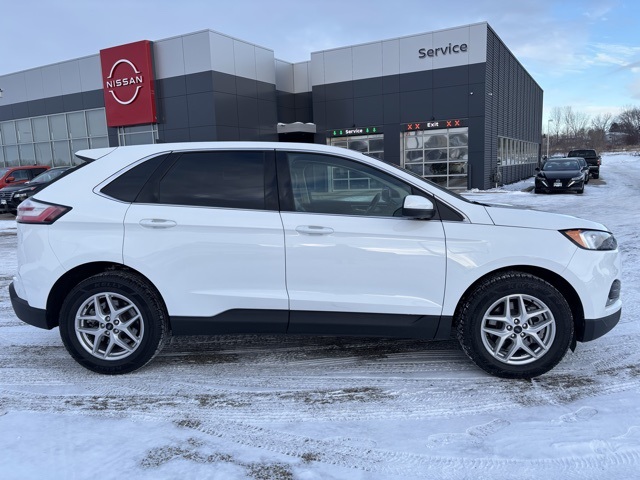 Used 2024 Ford Edge SEL with VIN 2FMPK4J92RBA67820 for sale in Rochester, Minnesota