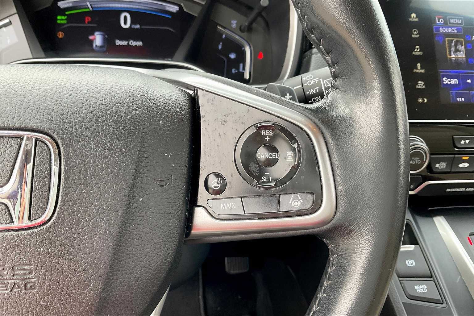 2022 Honda CR-V Hybrid Touring photo 22