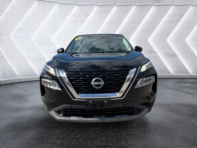2022 Nissan Rogue SV photo 2