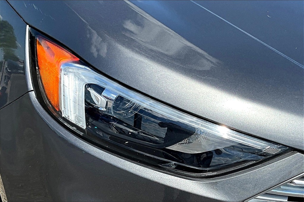 Used 2022 Gray Ford Titanium image 29