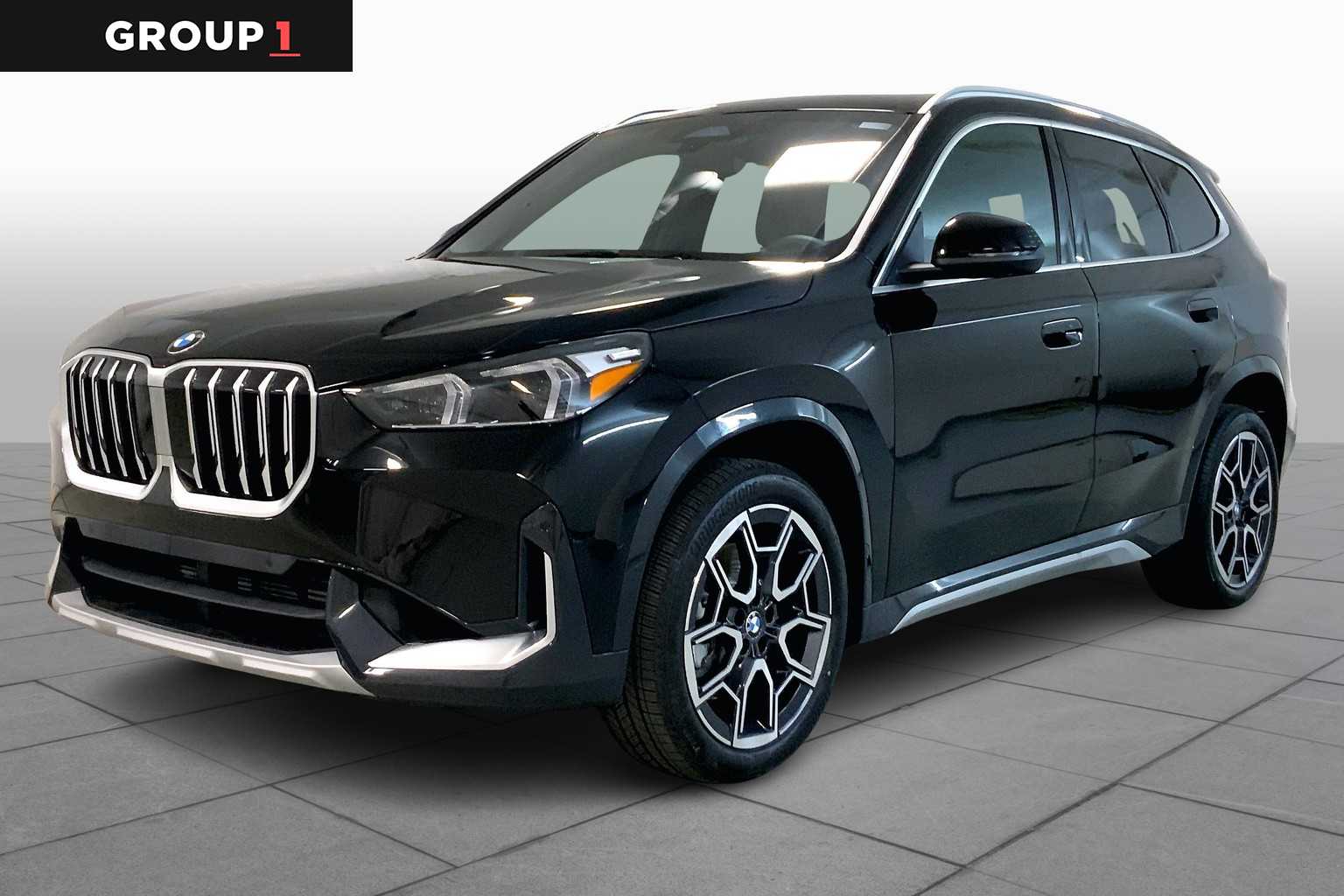 2026 BMW X1 28i's photo