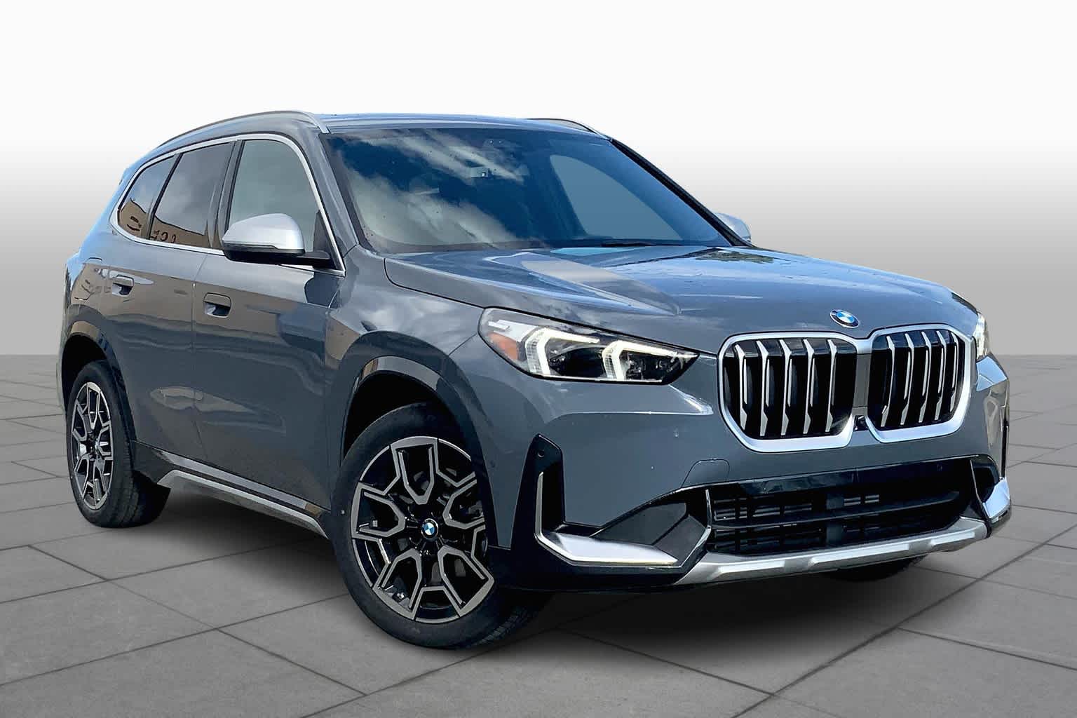 2024 Bmw X1 XDrive28i photo 2