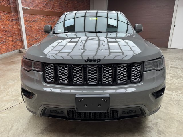 2020 Jeep Grand Cherokee Altitude photo 6