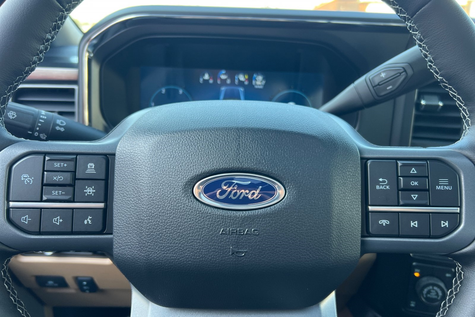 2025 Ford F-250 Lariat photo 22