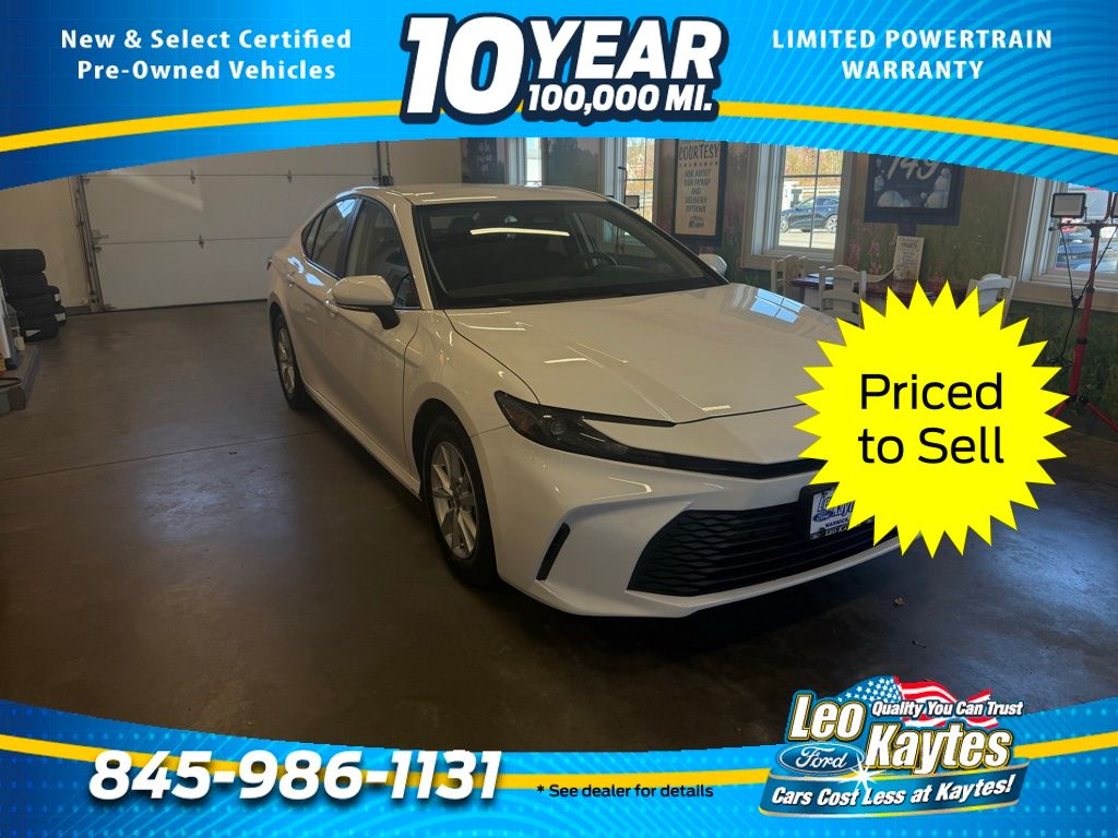 2025 Toyota Camry LE