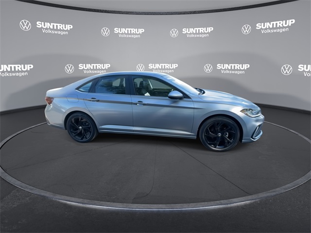 2025 Volkswagen Jetta 1.5T SE photo 17