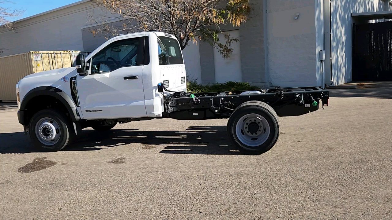 2024 Ford F-550 XL photo 4