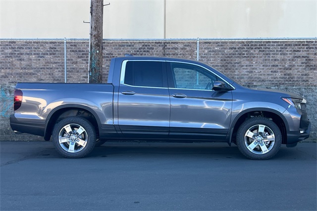2025 Honda Ridgeline RTL photo 2