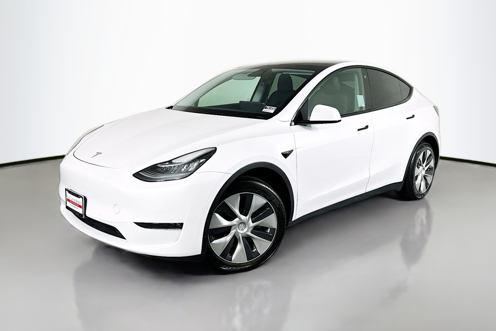 2021 Tesla Model Y Long Range's photo