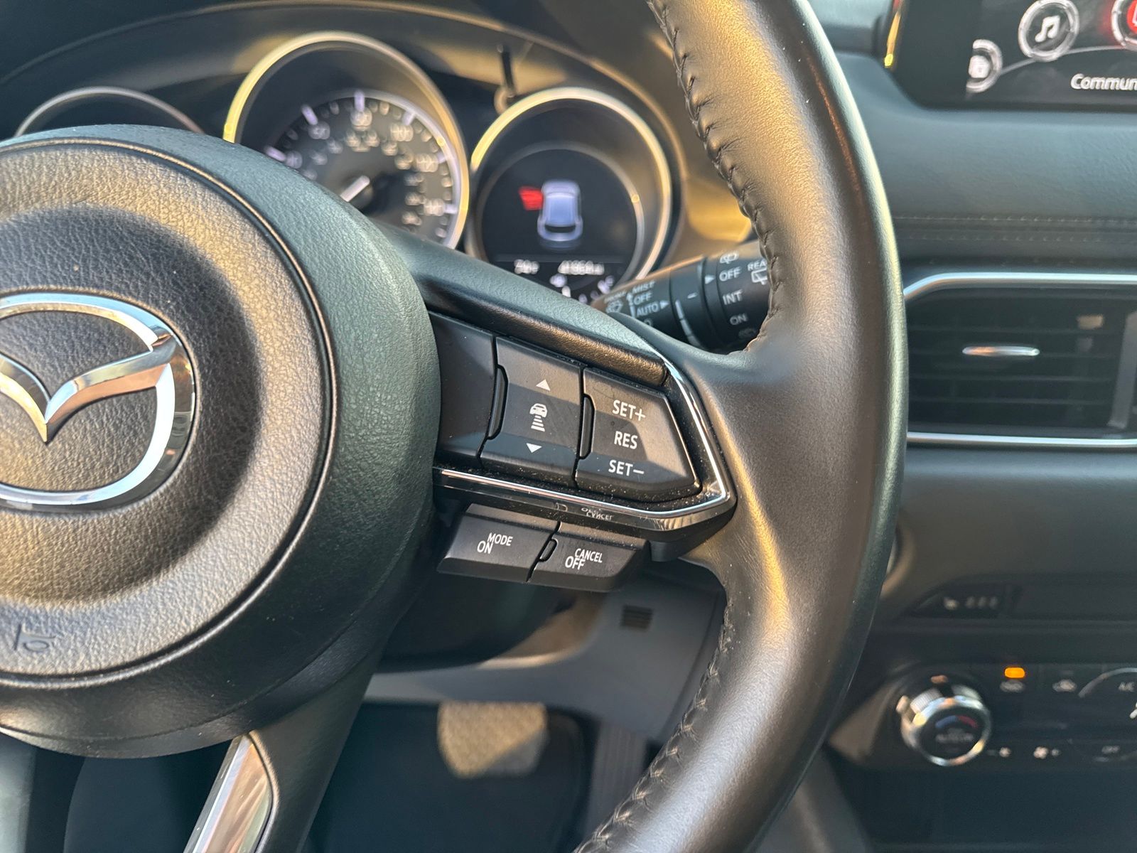 2018 Mazda CX-5 Touring photo 14