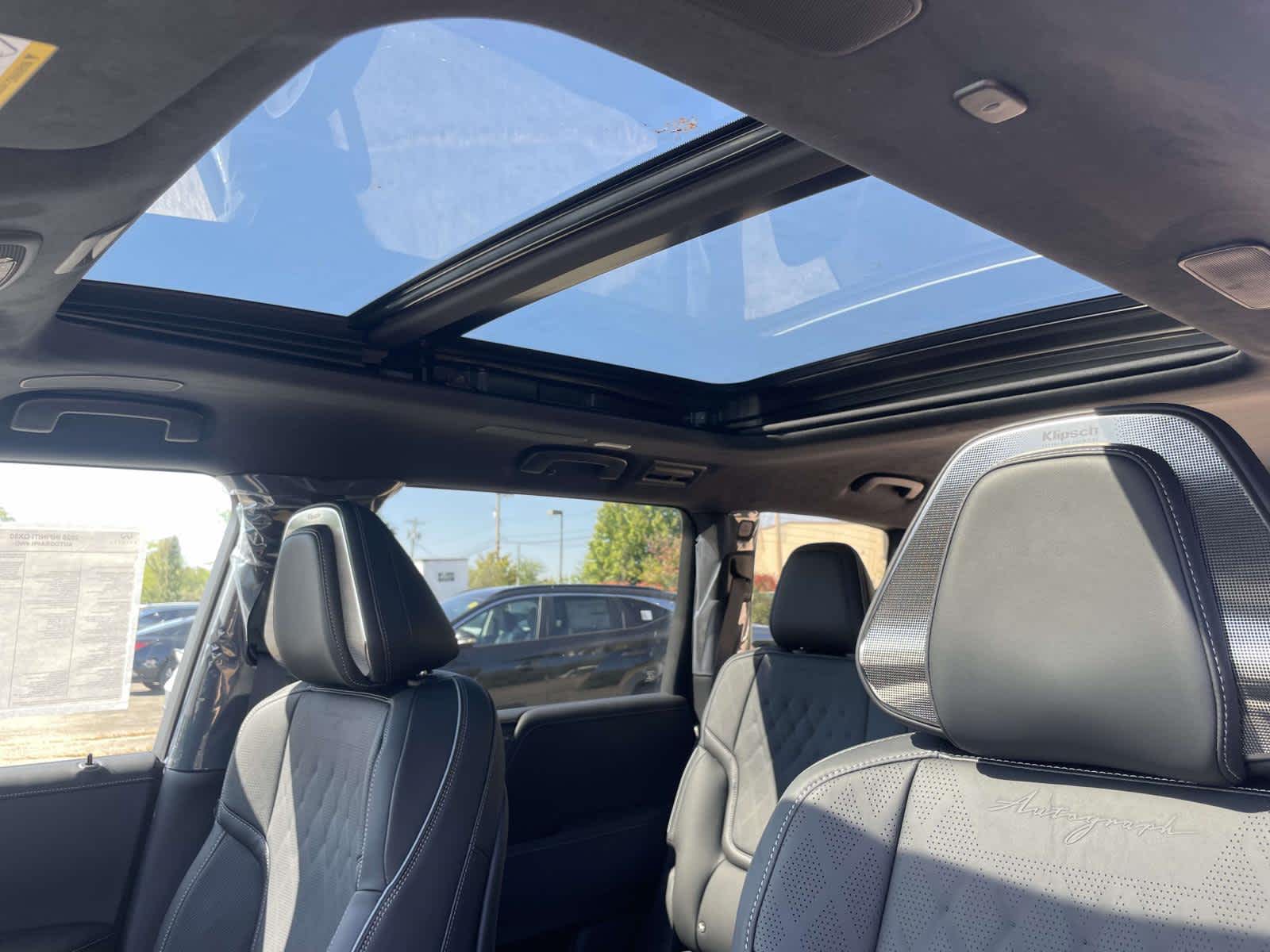 2026 Infiniti QX80 photo 11