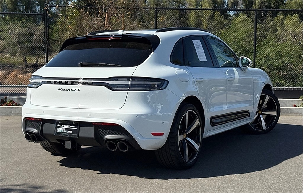 2025 Porsche Macan GTS photo 6