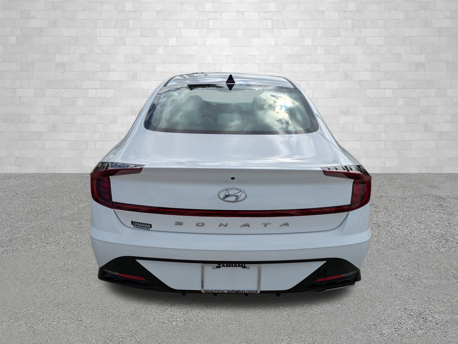 2023 Hyundai Sonata SEL photo 3