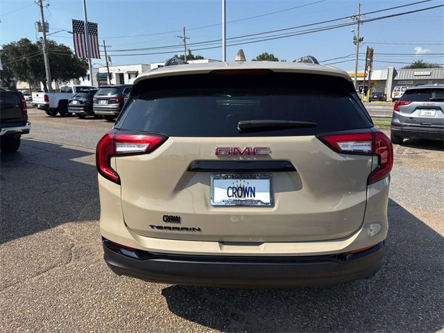 2023 Gmc Terrain SLE photo 5