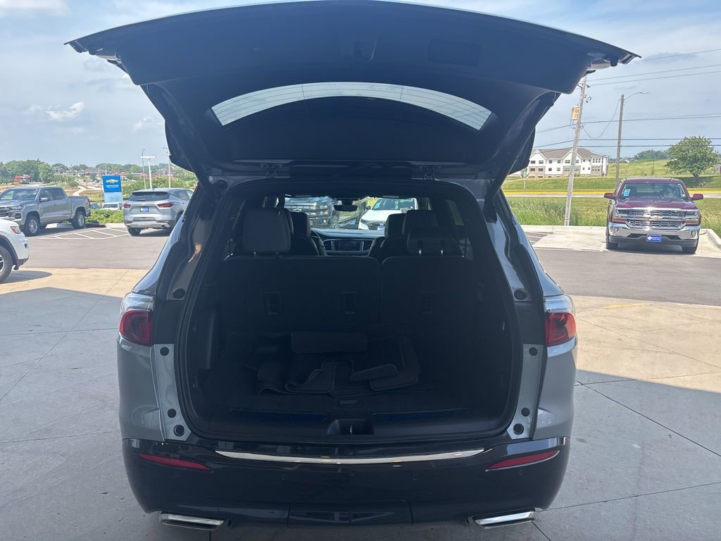 2024 Buick Enclave Premium photo 9
