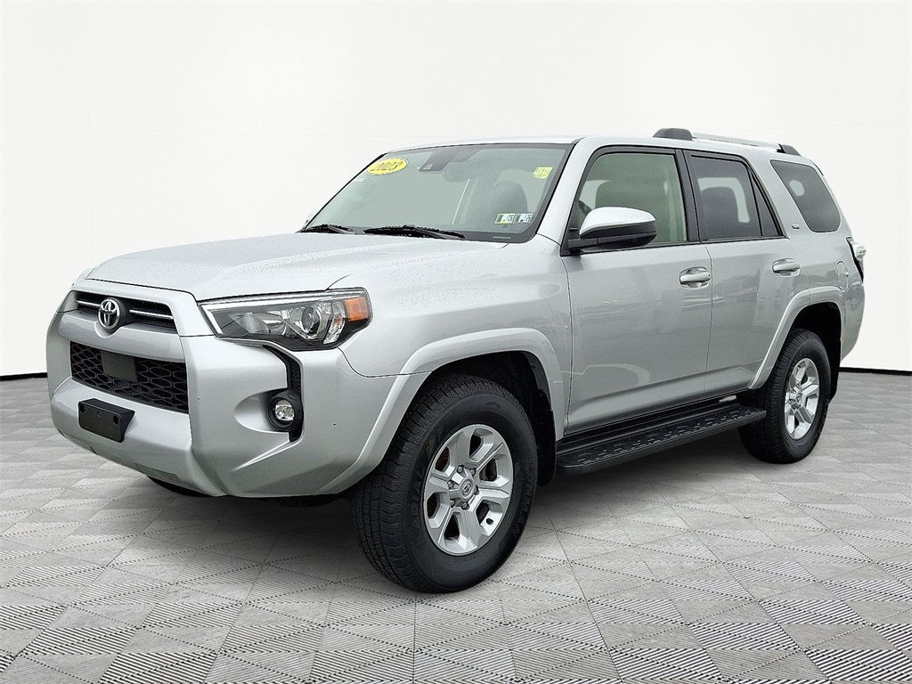 2023 Toyota 4Runner SR5 photo 3